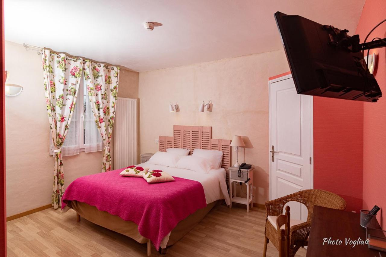 Logis Auberge Le Colombien - Hotel Et Restaurant ヴィランドリー エクステリア 写真