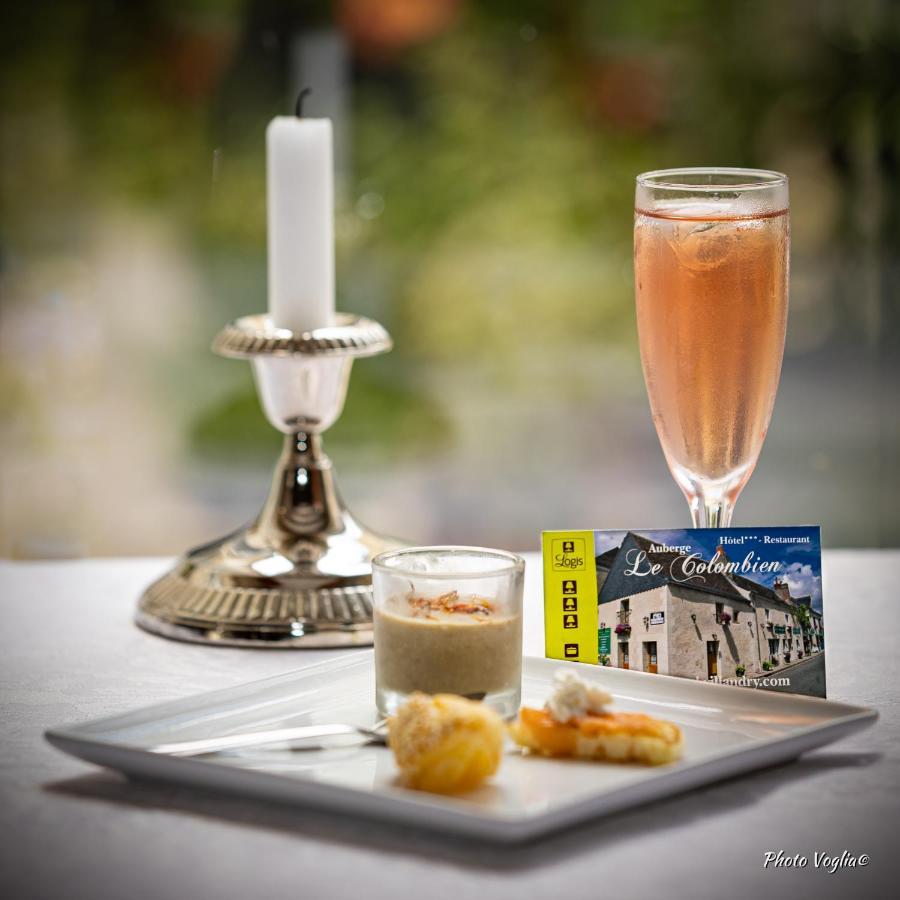 Logis Auberge Le Colombien - Hotel Et Restaurant ヴィランドリー エクステリア 写真