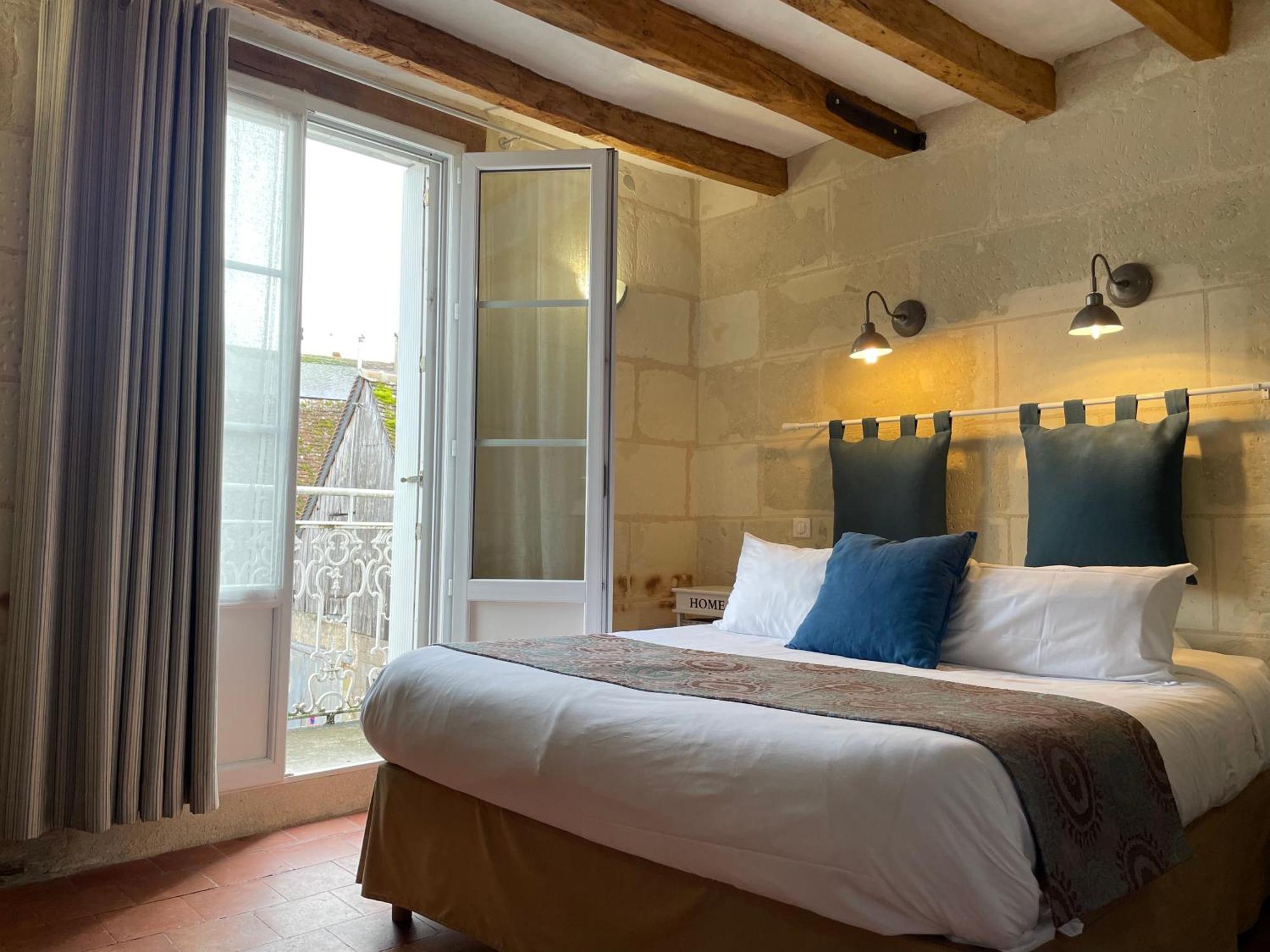 Logis Auberge Le Colombien - Hotel Et Restaurant ヴィランドリー エクステリア 写真